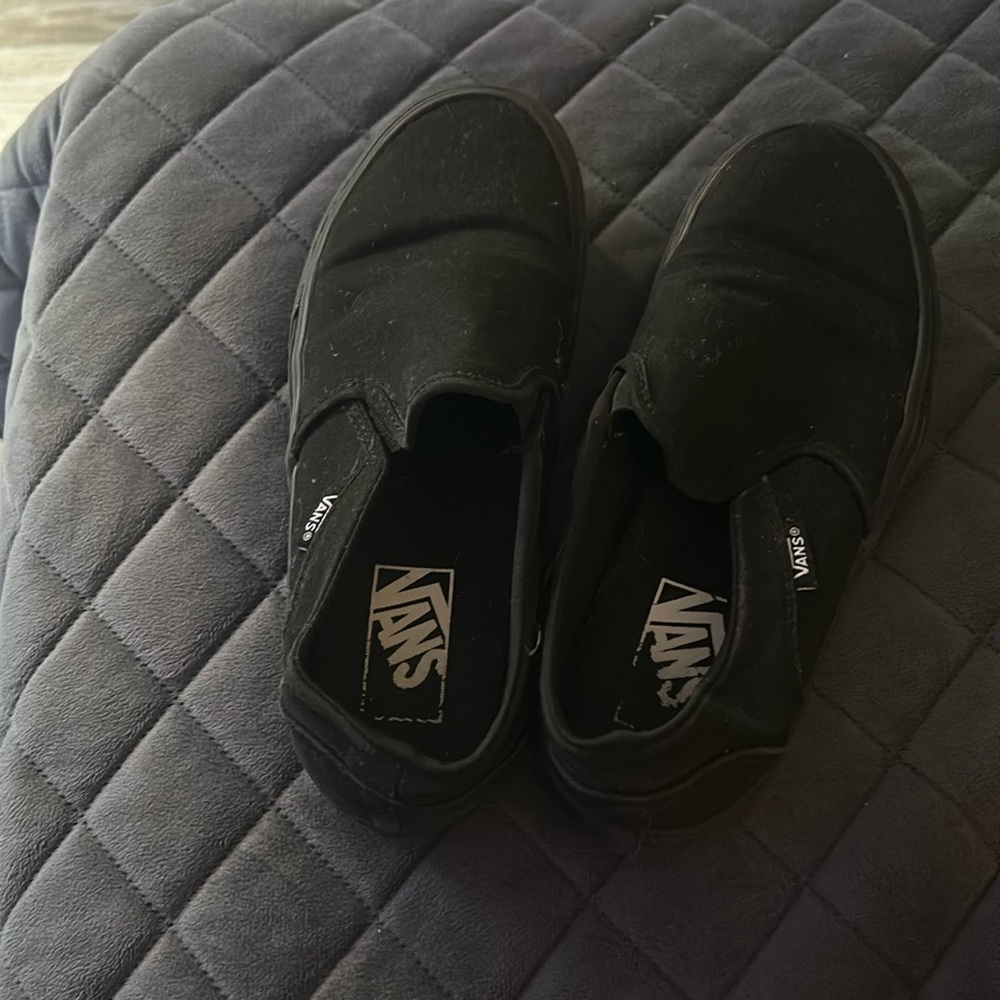 black vans